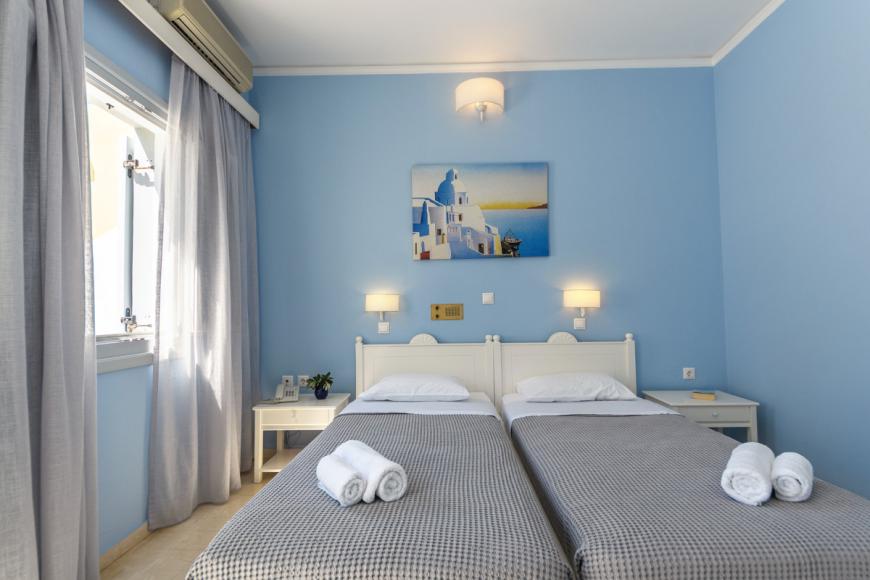 3 Sterne Hotel: Glaros - Kamari, Santorini, Bild 4