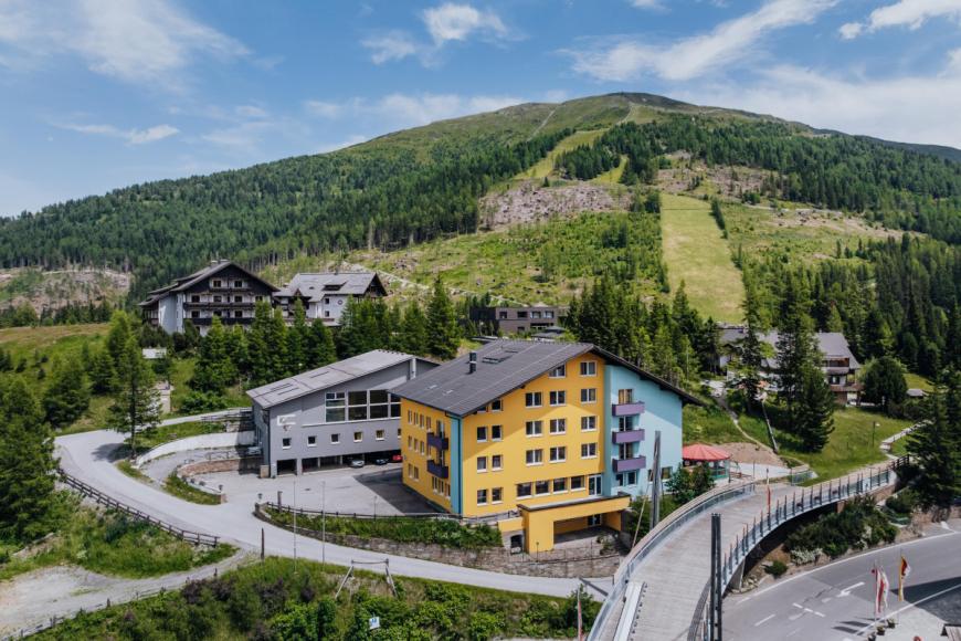 2 Sterne Hotel: Basekamp Katschberg - Katschberghöhe, Bild 1