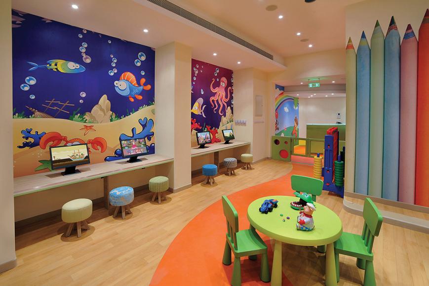 4 Sterne Familienhotel: Alexander the Great Beach Hotel - Paphos, Paphos, Bild 7