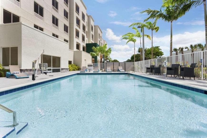 3 Sterne Hotel: Hampton Inn and Suites by Hilton Miami Kendall - Miami, Florida
