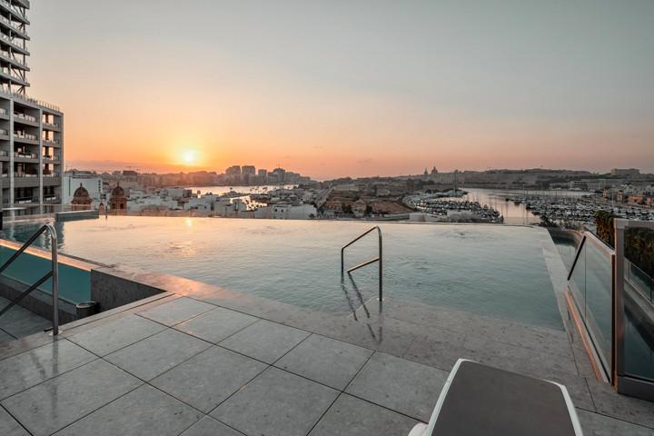 4 Sterne Hotel: Grands Suites Hotel Residences & Spa - Gzira, Malta, Bild 1