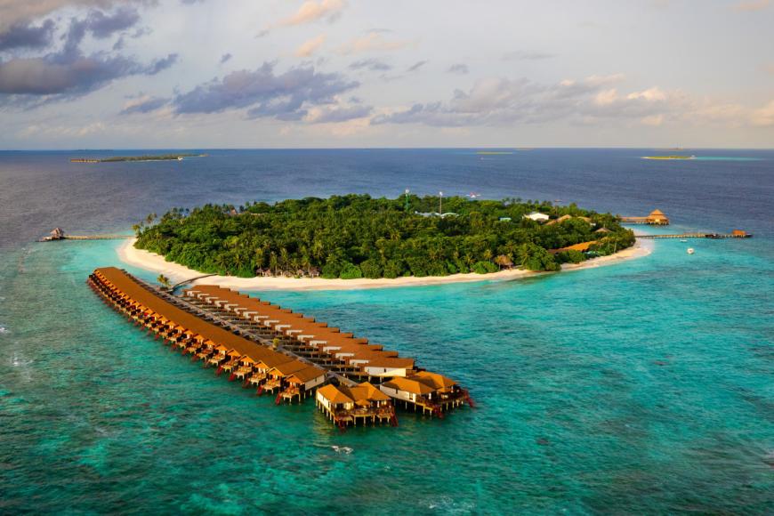4 Sterne Hotel: Reethi Faru Resort - Raa Atoll, Raa & Baa Atoll, Bild 1
