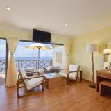 Dreamland Maldives - The Unique Sea & Lake Resort & Spa, Bild 5 ansehen Dreamland Maldives - The Unique Sea & Lake Resort & Spa, Bild 5