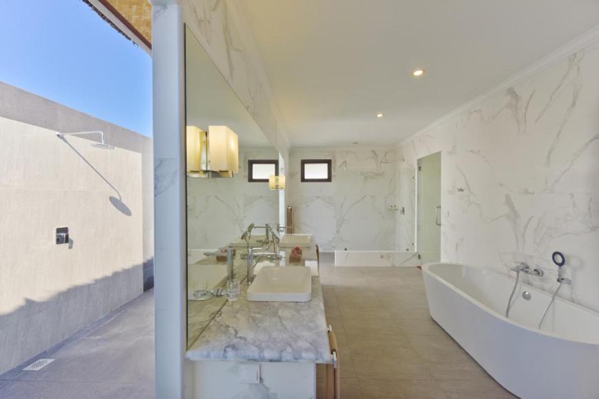 4 Sterne Hotel: Dreamland Maldives - The Unique Sea & Lake Resort & Spa - Baa Atoll, Raa & Baa Atoll, Bild 6