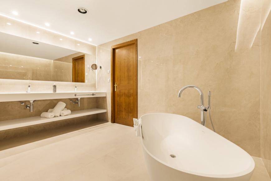 5 Sterne Hotel: CM Mallorca Palace - Adults only - Sa Coma, Mallorca (Balearen), Bild 7