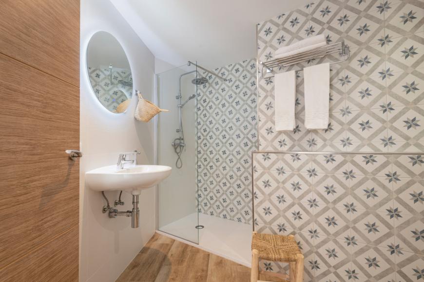2 Sterne Hotel: Villa Real - Camp de Mar, Mallorca (Balearen), Bild 4
