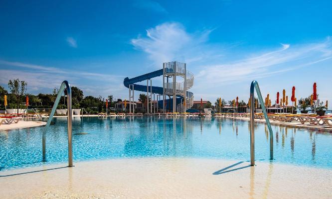 4 Sterne Hotel: Arena Grand Kazela Camping Homes - Medulin, Istrien, Bild 3