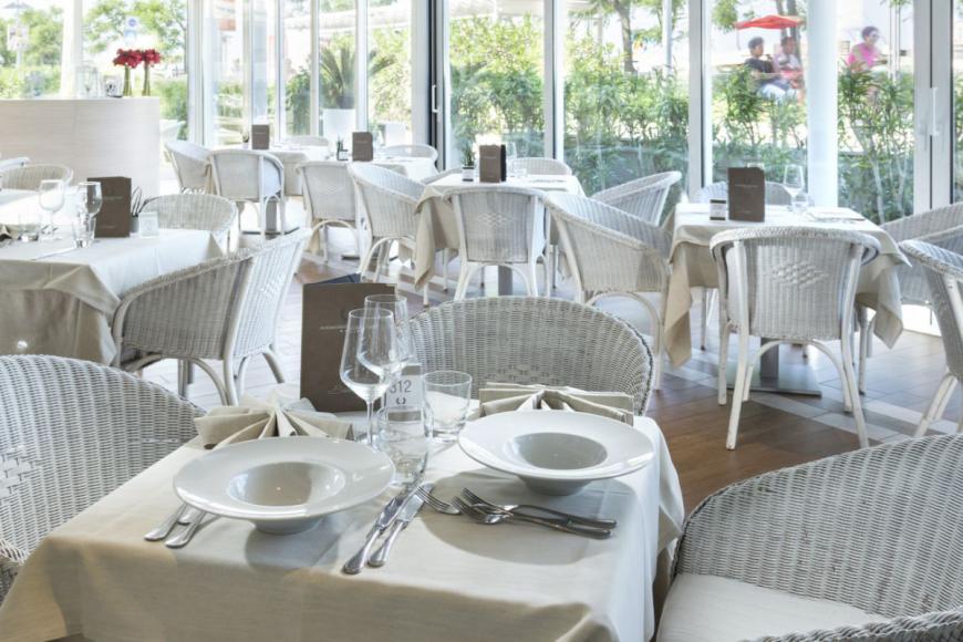 4 Sterne Familienhotel: Ambasciatori Riccione - Riccione, Emilia-Romagna, Bild 7