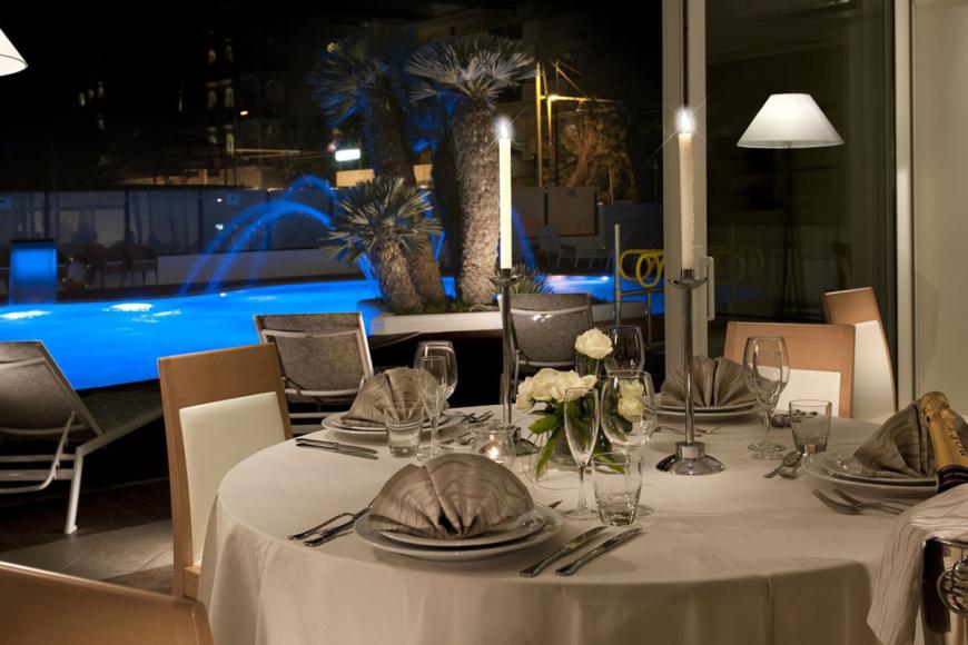 4 Sterne Familienhotel: Ambasciatori Riccione - Riccione, Emilia-Romagna, Bild 8