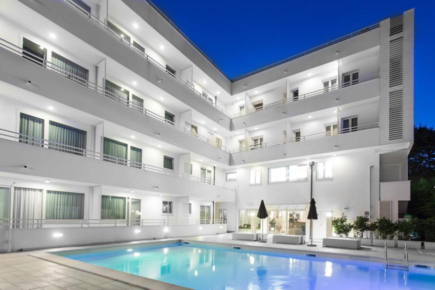 3 Sterne Hotel: Color Mokambo Shore Design Hotel - Cesenatico, Emilia-Romagna