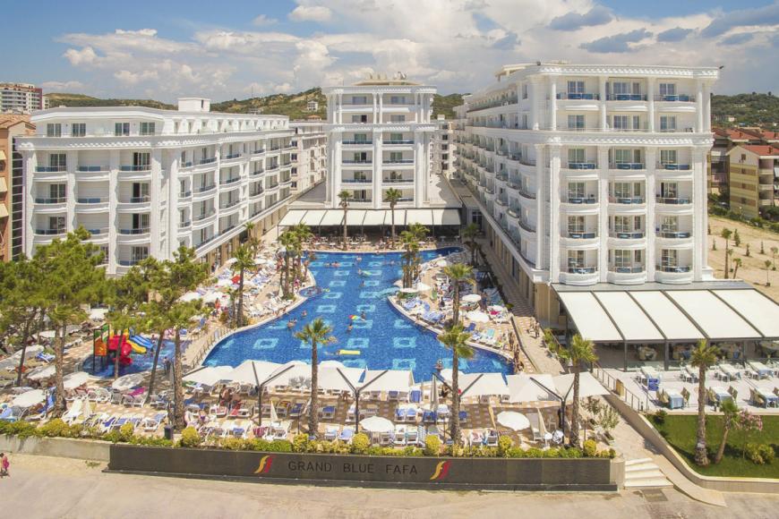 5 Sterne Familienhotel: Grand Blue Fafa Resort & Spa - Golem, Tirana, Bild 1