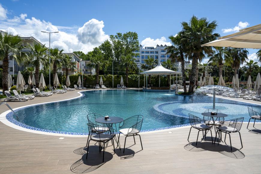 5 Sterne Familienhotel: Henry Resort & Spa - Golem, Tirana, Bild 2