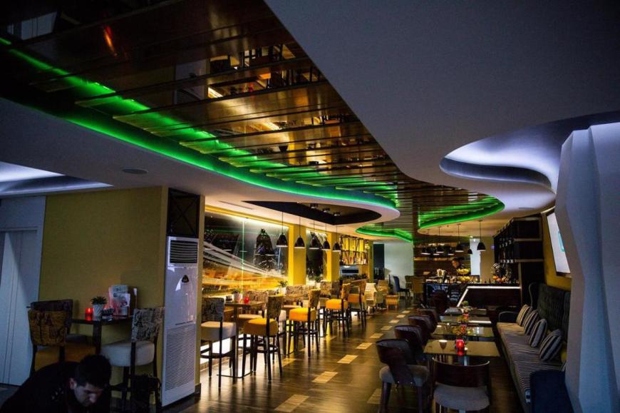 4 Sterne Hotel: New W Hotel - Tirana, Tirana, Bild 10