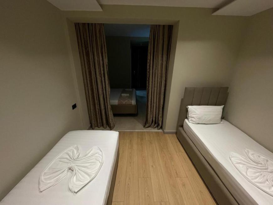 4 Sterne Hotel: New W Hotel - Tirana, Tirana, Bild 8
