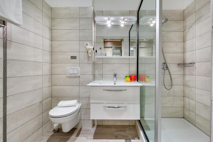 4 Sterne Hotel: Pinija - Petrcane, Dalmatien, Bild 9