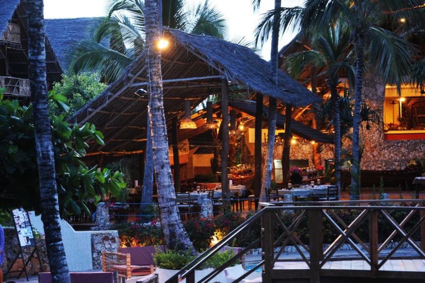 4 Sterne Hotel: Jaz Amaluna Beach Resort- Adults Only - Uroa, Sansibar, Bild 10