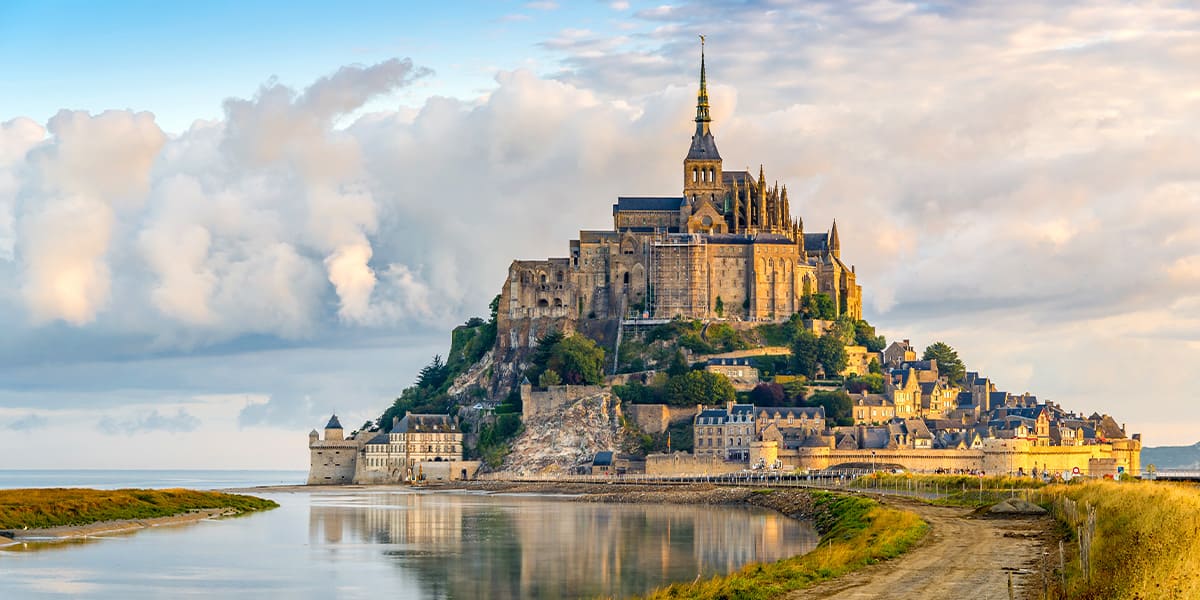 Urlaub in Frankreich: Zwischen sehenswerten Palästen und atemberaubenden Kulissen