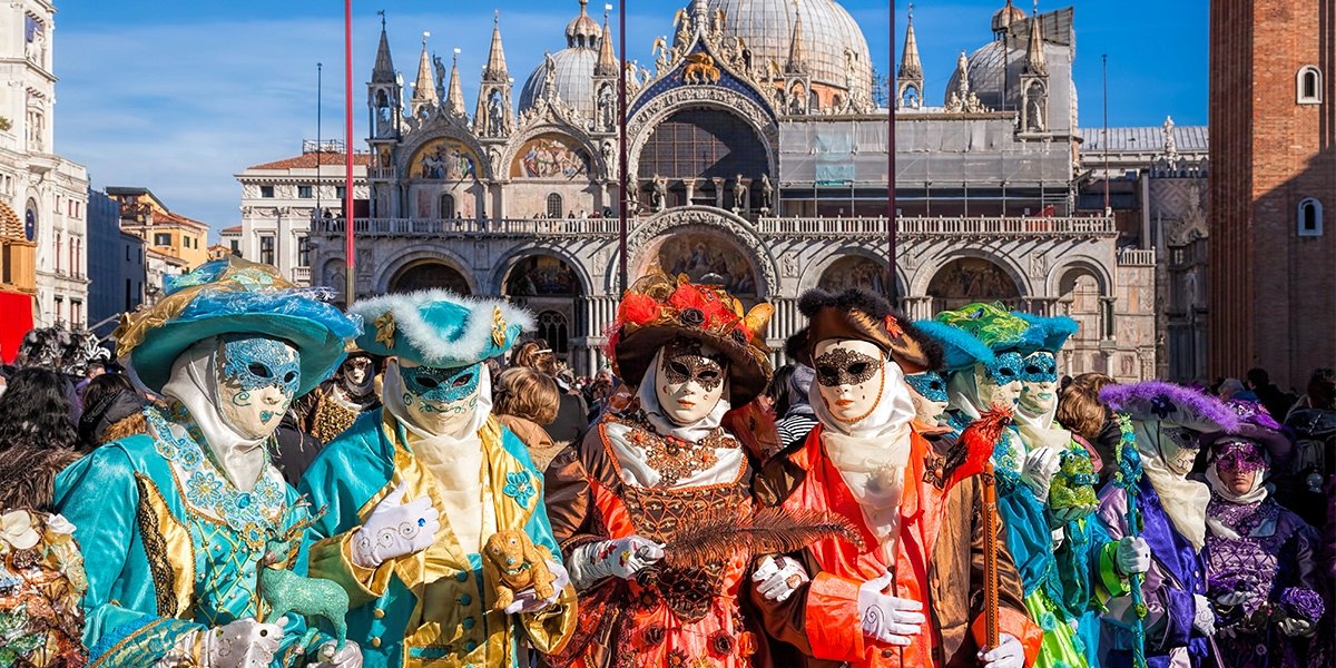 Pauschalreise Italien: Karneval in Venedig